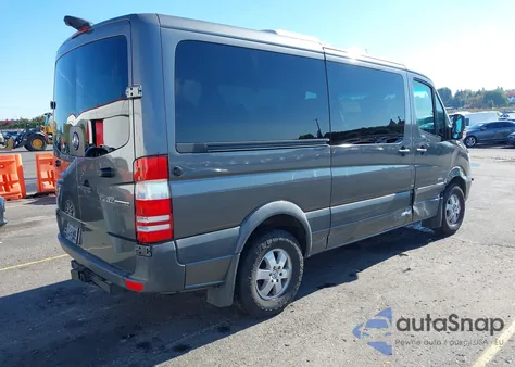 2015 Mercedes-Benz Sprinter 2500 Normal Roof from USA, damaged, VIN WDZPE7CD0FP158720